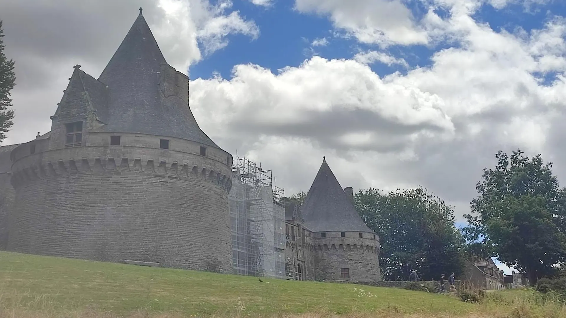 Studio Avec Patio En Centre-Ville Pontivy France